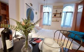 Sweet Dreams Suites Cosy Studio Piata Romana